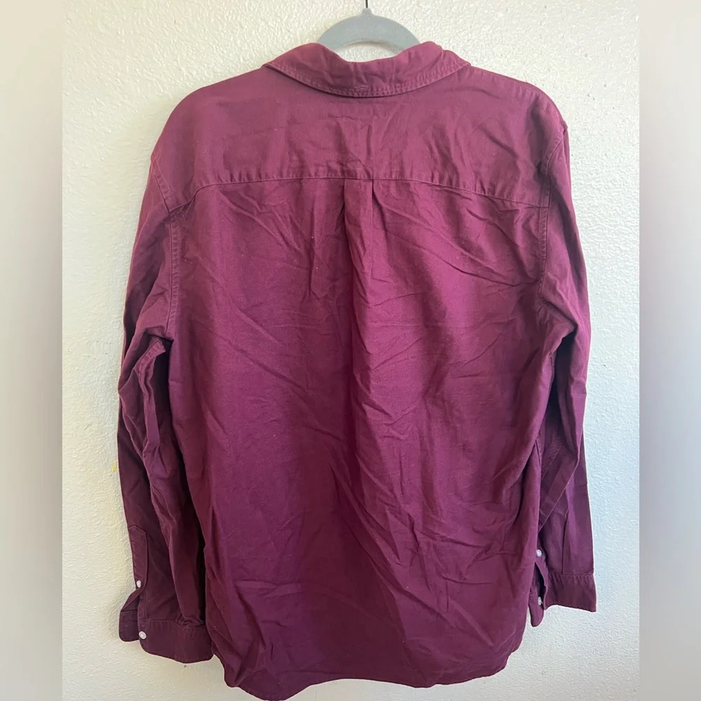 GAP Deep Red Button-Up Shirt size L - Picture 3 of 5